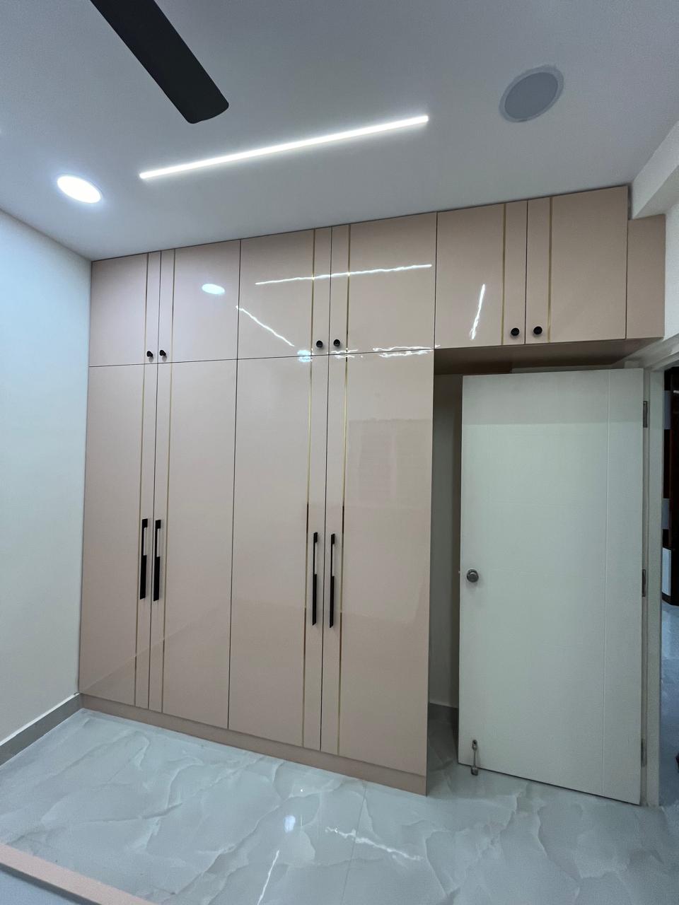 Custom bedroom wardrobe and storage project